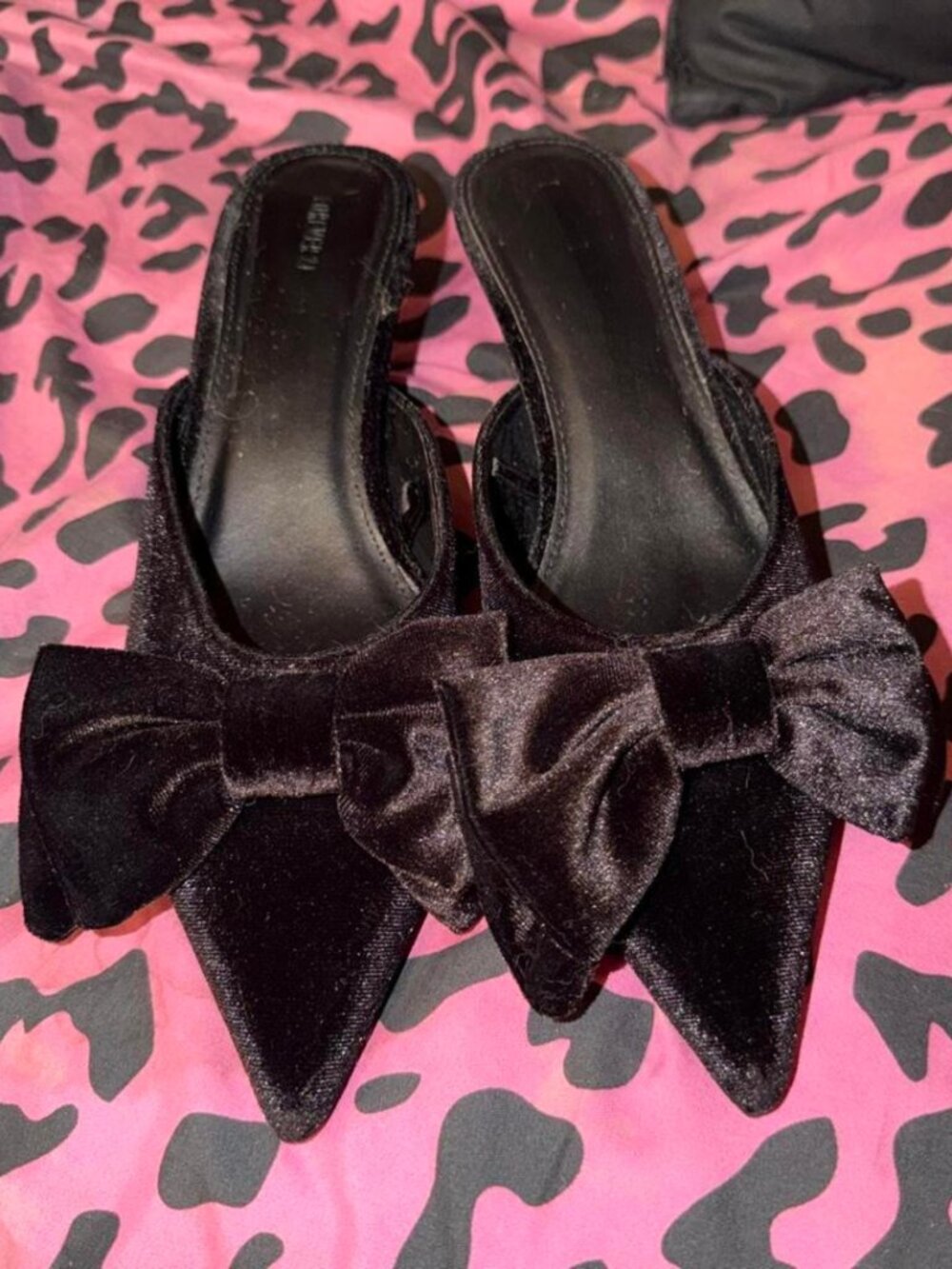 Forever 21 Women's Black Footwear